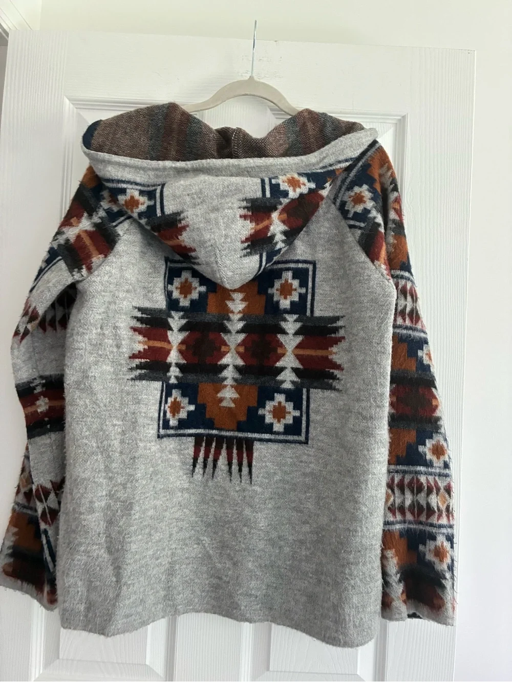 Zip-Front Hooded Sweater with Southwestern Pattern - Gray & Brown XL